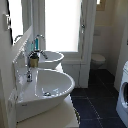 דירה Volledig Appartement Nabij Vele Voorzieningen! ארנהיים